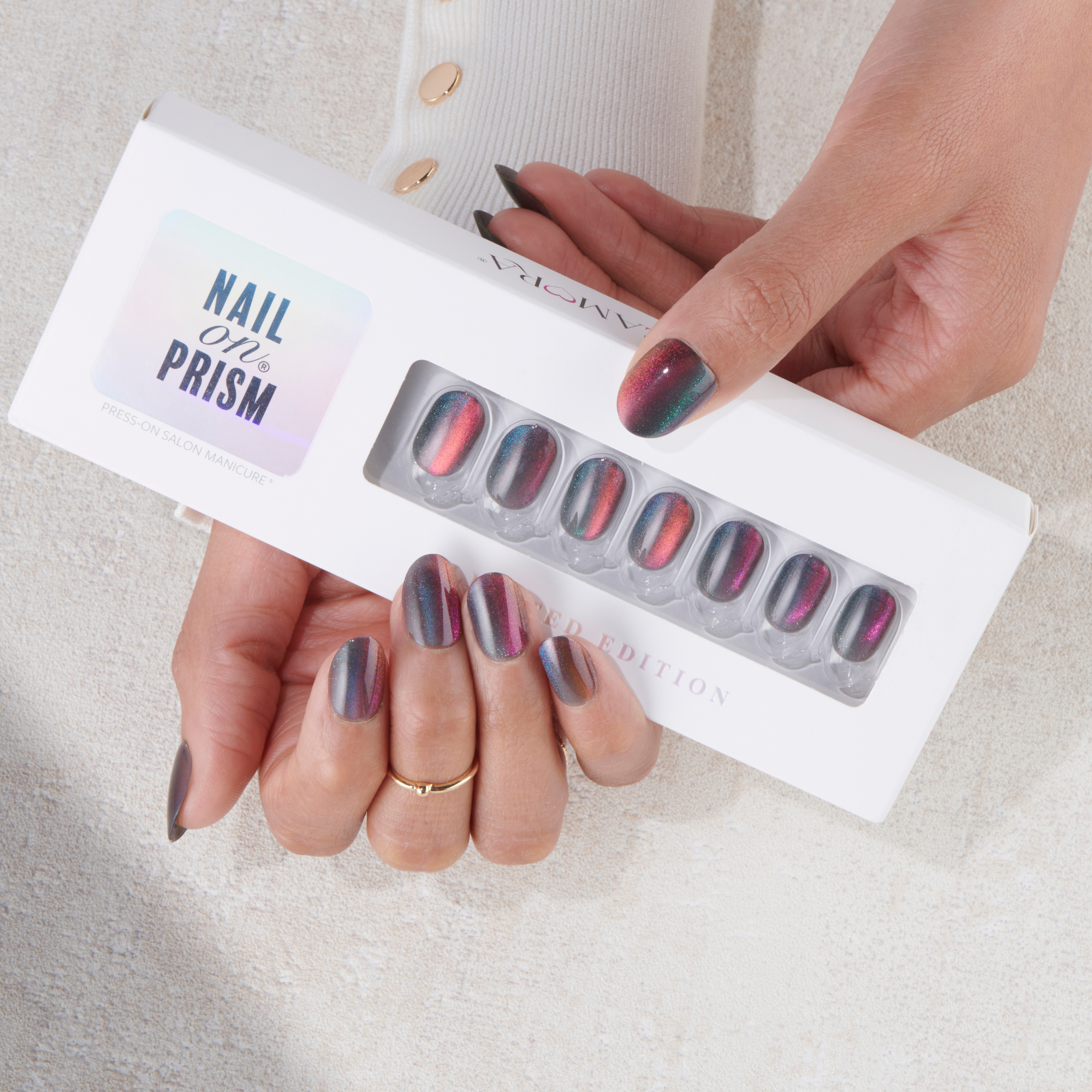 Charming - Short Oval Cat Eye Prism Nail On Press On Manicure