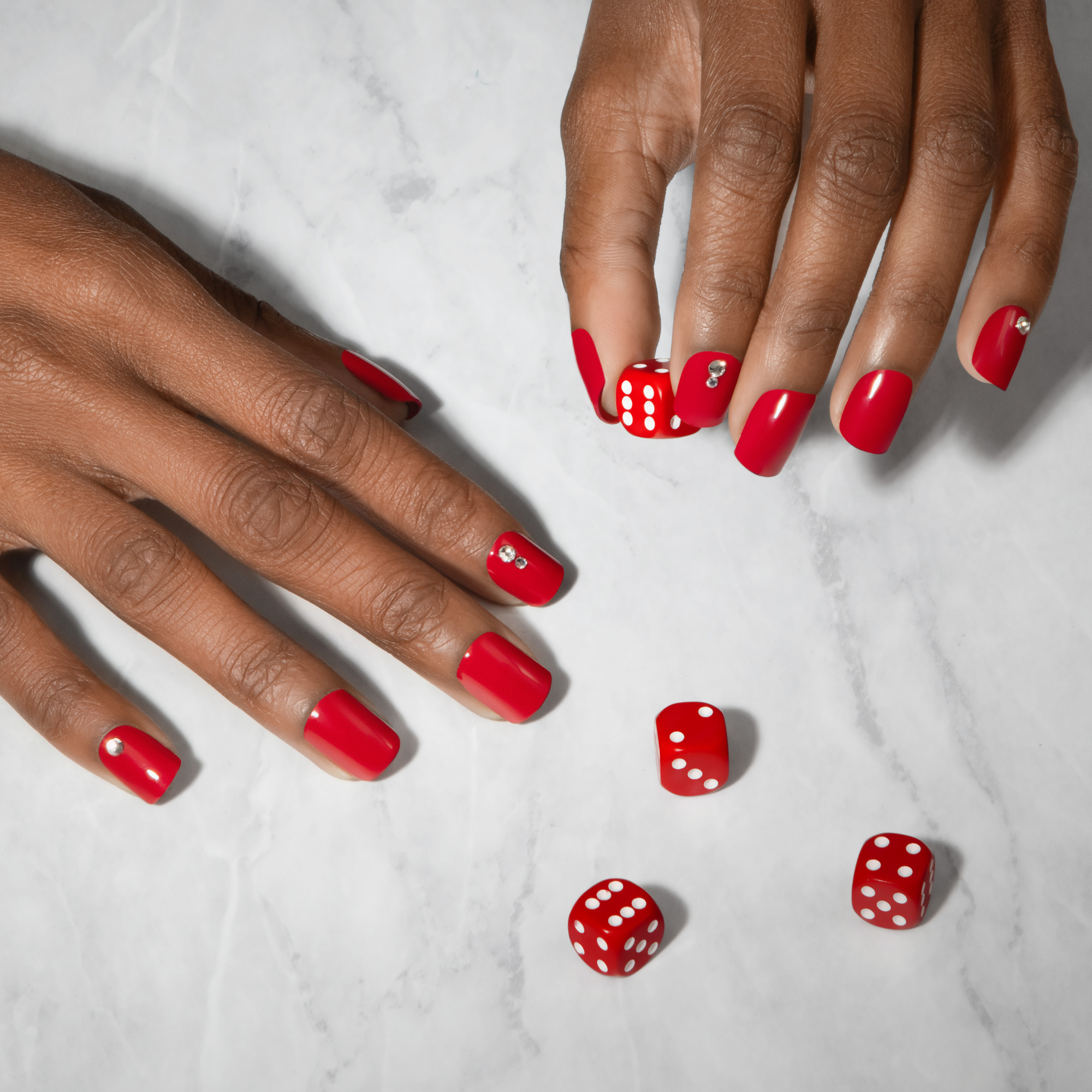 Truth or Dare - Squoval Weekender Press On Manicure