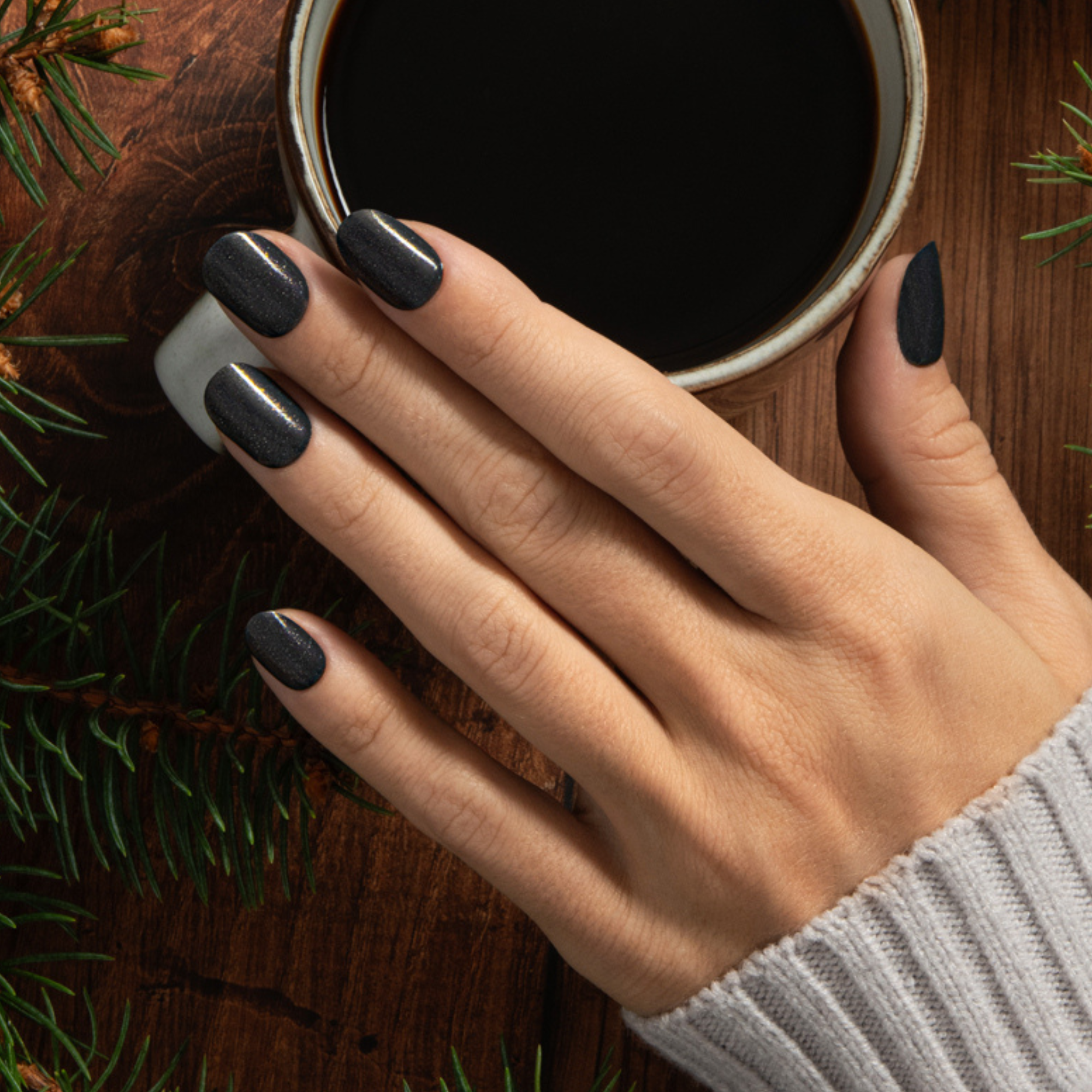 Stormy Night - Oval Weekender Press on Manicure