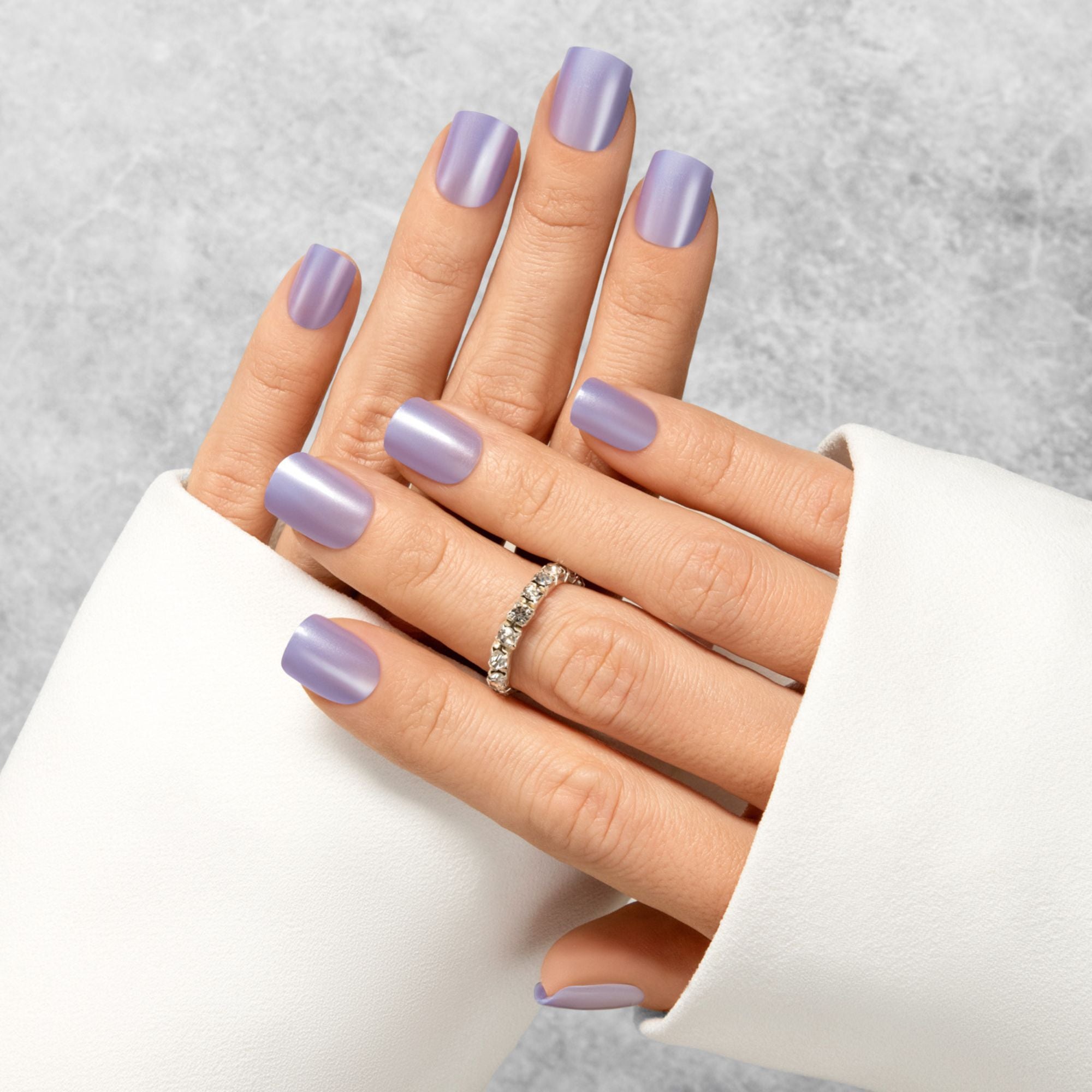 Lilac Beauty Bonus with Primer, The Classics & Lavender Mist. Free when you spend £55 or more online. Exclusions apply.