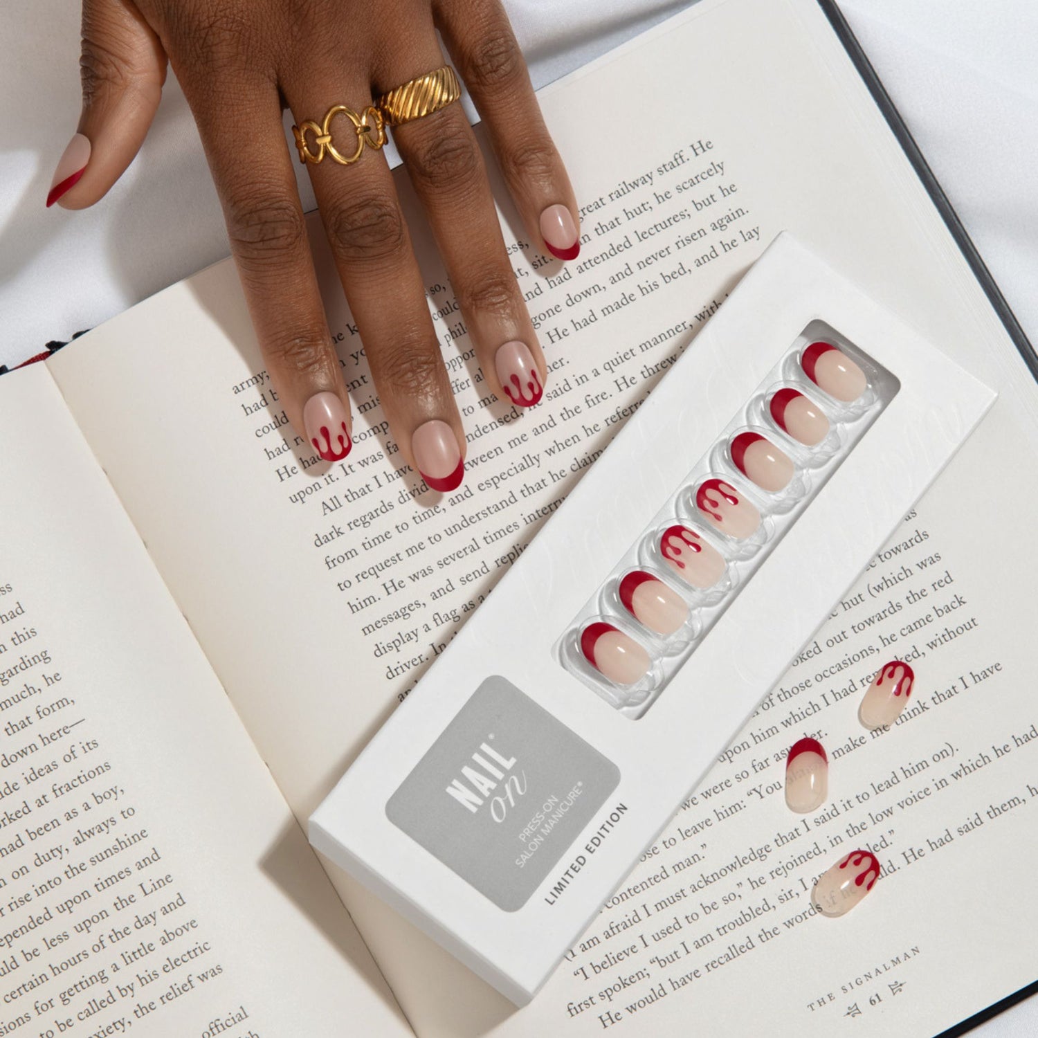 Cold Blooded - Oval Nail On Press On Gel Manicure