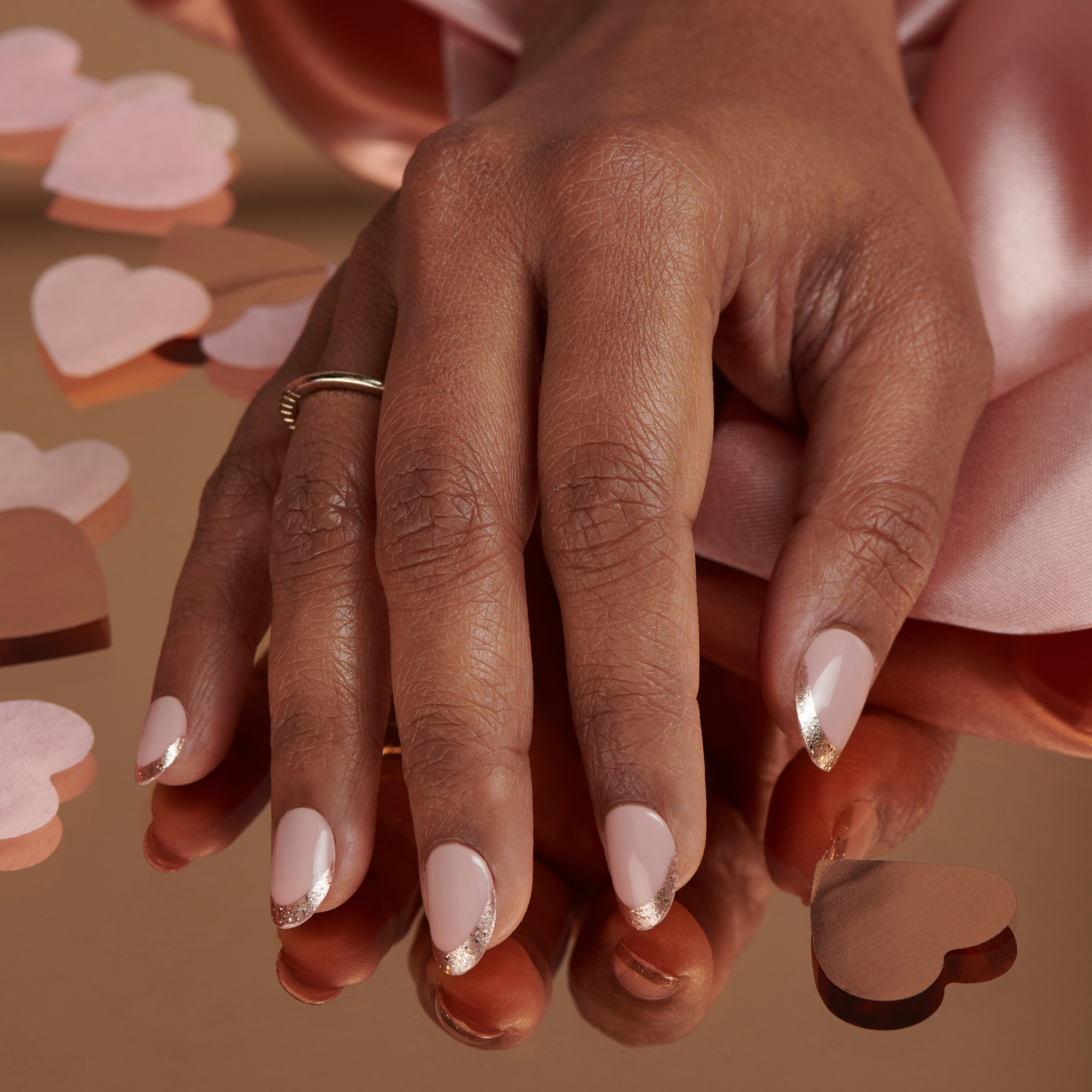 Gilt Trip - Short Oval Nail On Press On Manicure