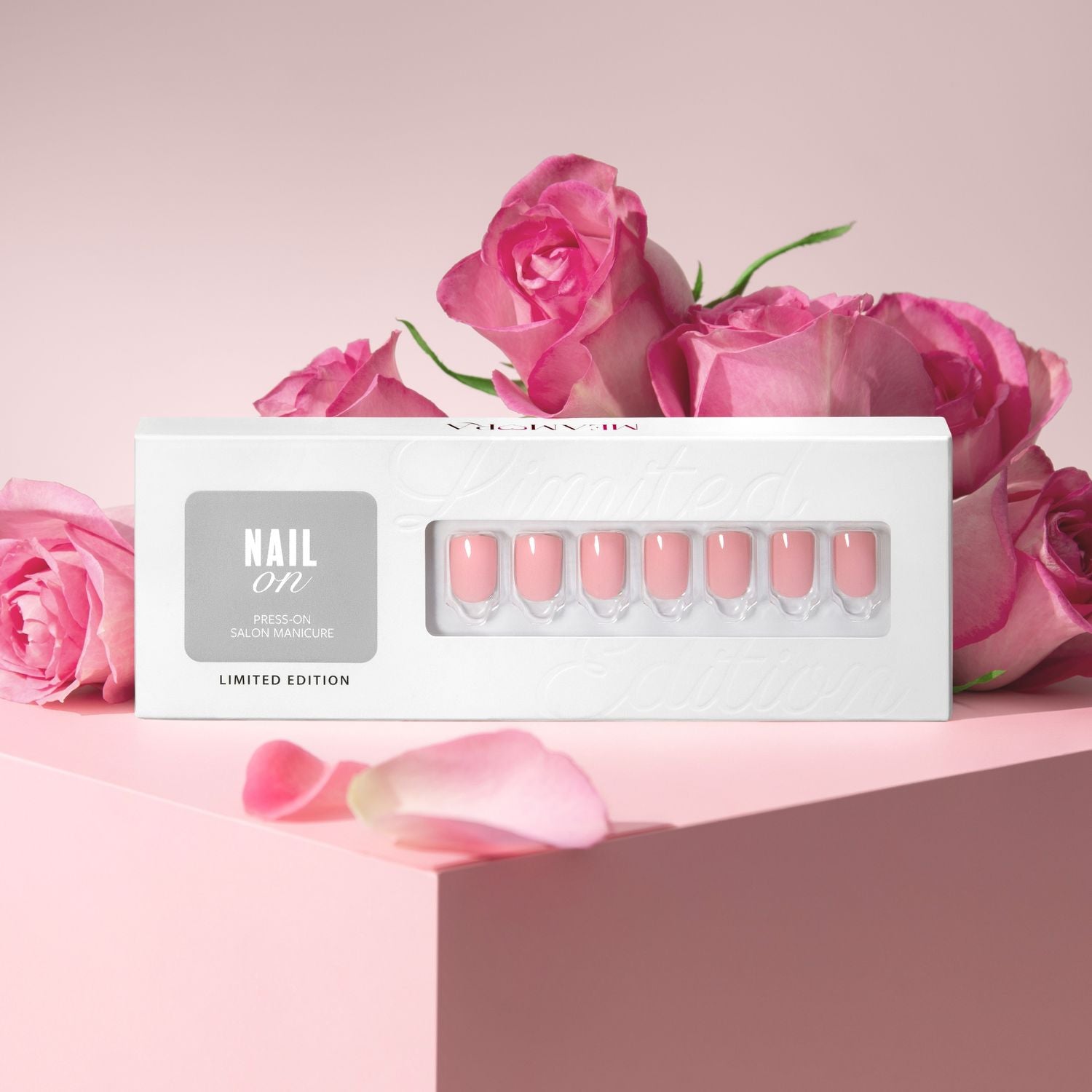 Posy Pink - Squoval Weekender Press On Manicure