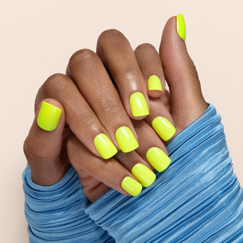 Glowing Yellow - Squoval Weekender Press On Manicure