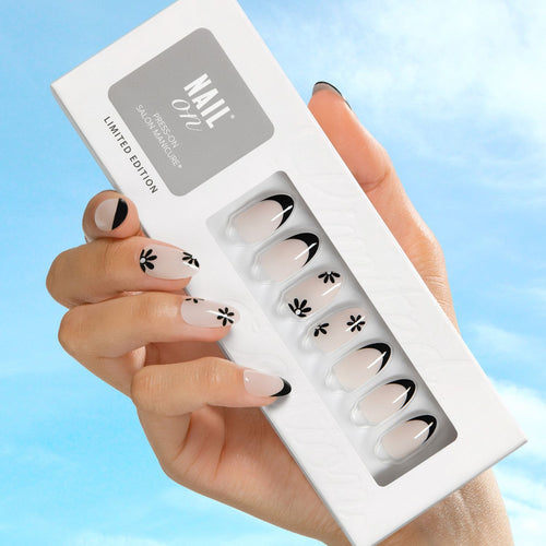 Live It Up - Almond Weekender Press On Manicure