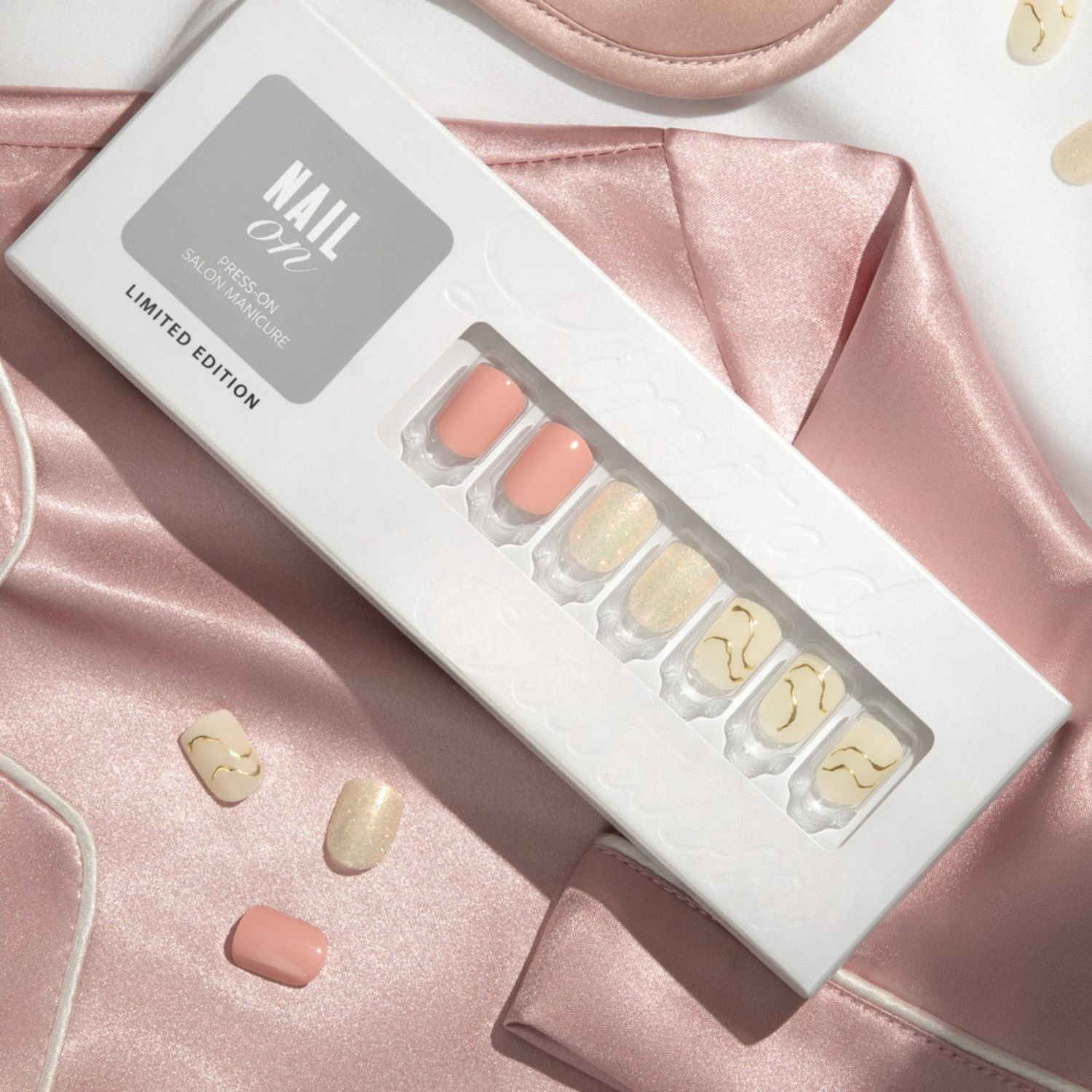 Quiet Hours - Squoval Weekender Press On Manicure