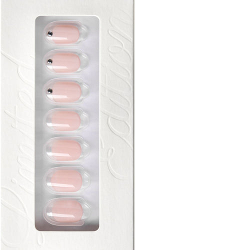 Our Story - Oval Weekender Press On Manicure