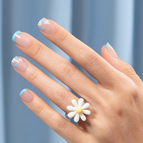 Honeydew - Short Squoval Nail On Press On Manicure