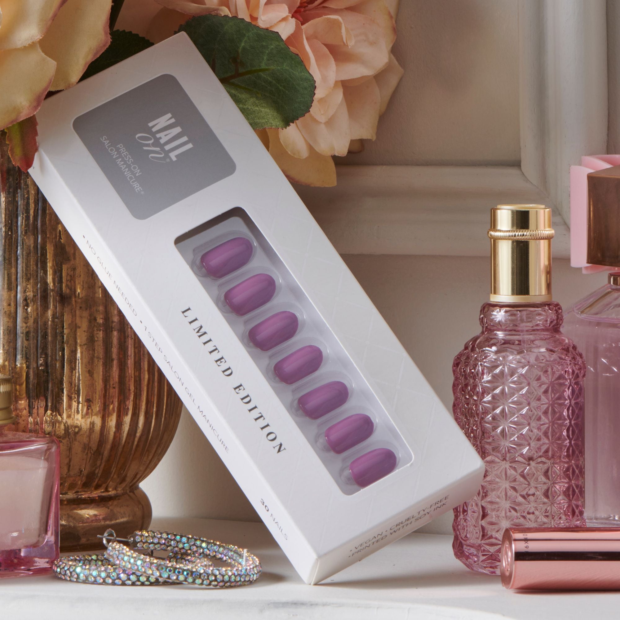 Sugar Plum - Short Oval Press On Manicure