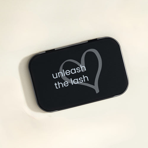 Unleash The Lash Tin with Silicone Pad
