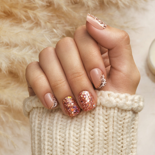 Chill Day - Short Squoval Nail On Press On Manicure