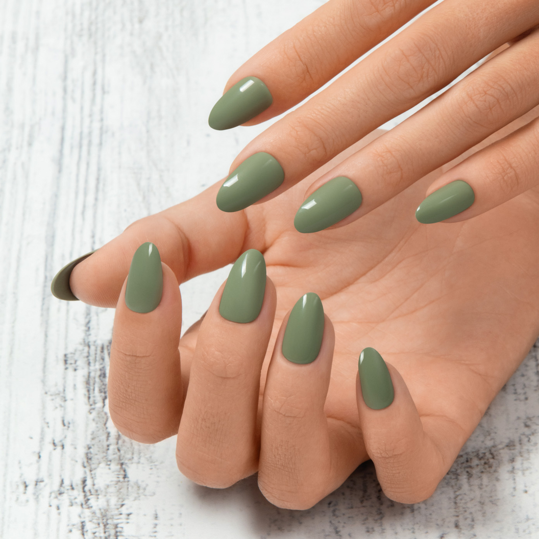 Nail On Colour M - Olive Green