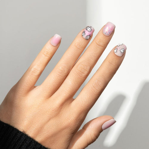 Hey Boo - Short Squoval Nail On Press On Manicure