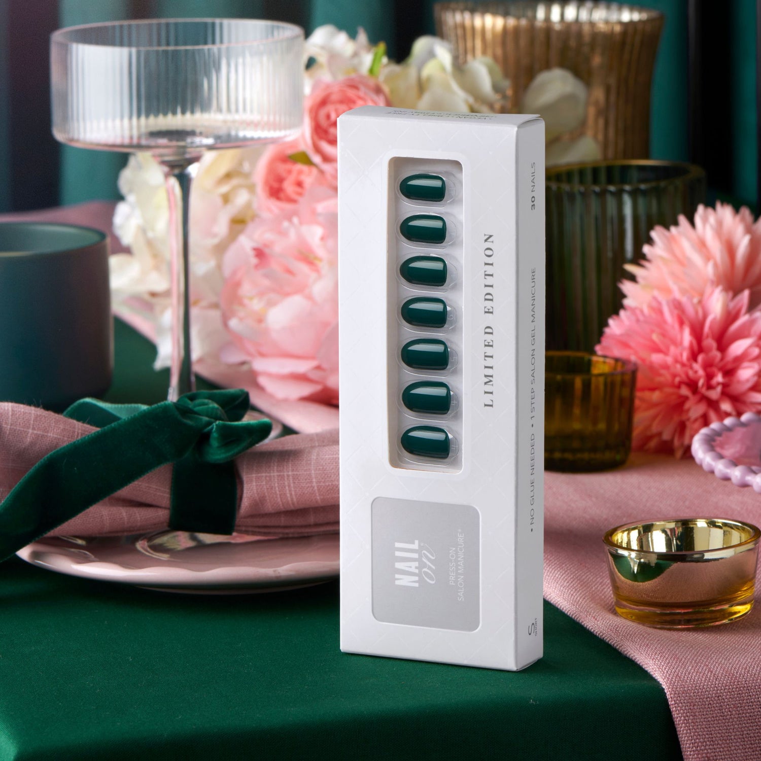 Bewitched Green - Short Oval Nail On Press On Manicure