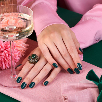 Bewitched Green - Short Oval Nail On Press On Manicure