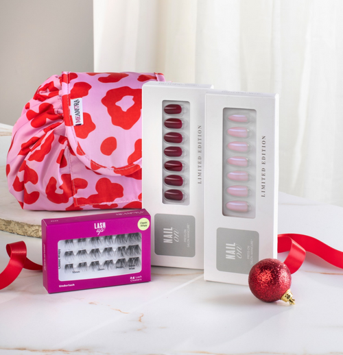 The Essentials Drawstring Gift Set with 3 items for £39