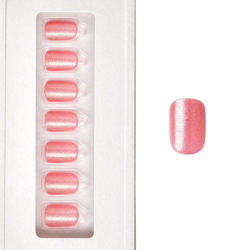 Dazzling Coral - Squoval Weekender Press On Manicure