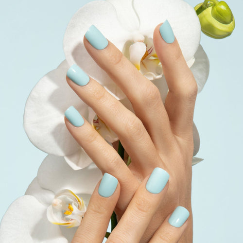 Spring Blue - Squoval Weekender Press On Manicure