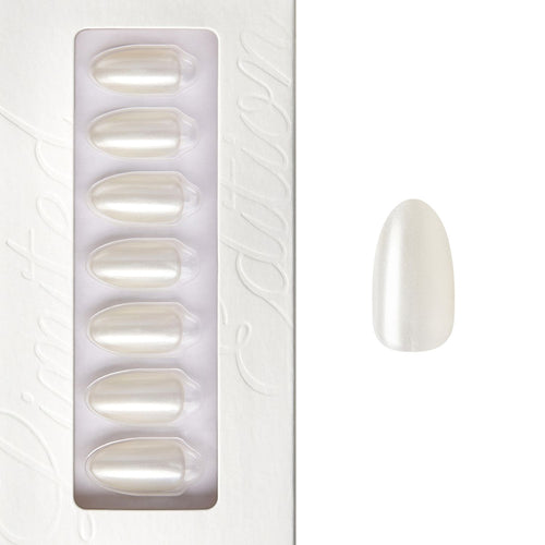 Vanilla Glazed - Almond Weekender Press On Manicure