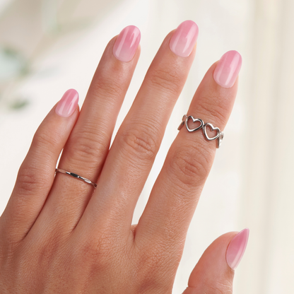 Soft Focus - Oval Press On Manicure