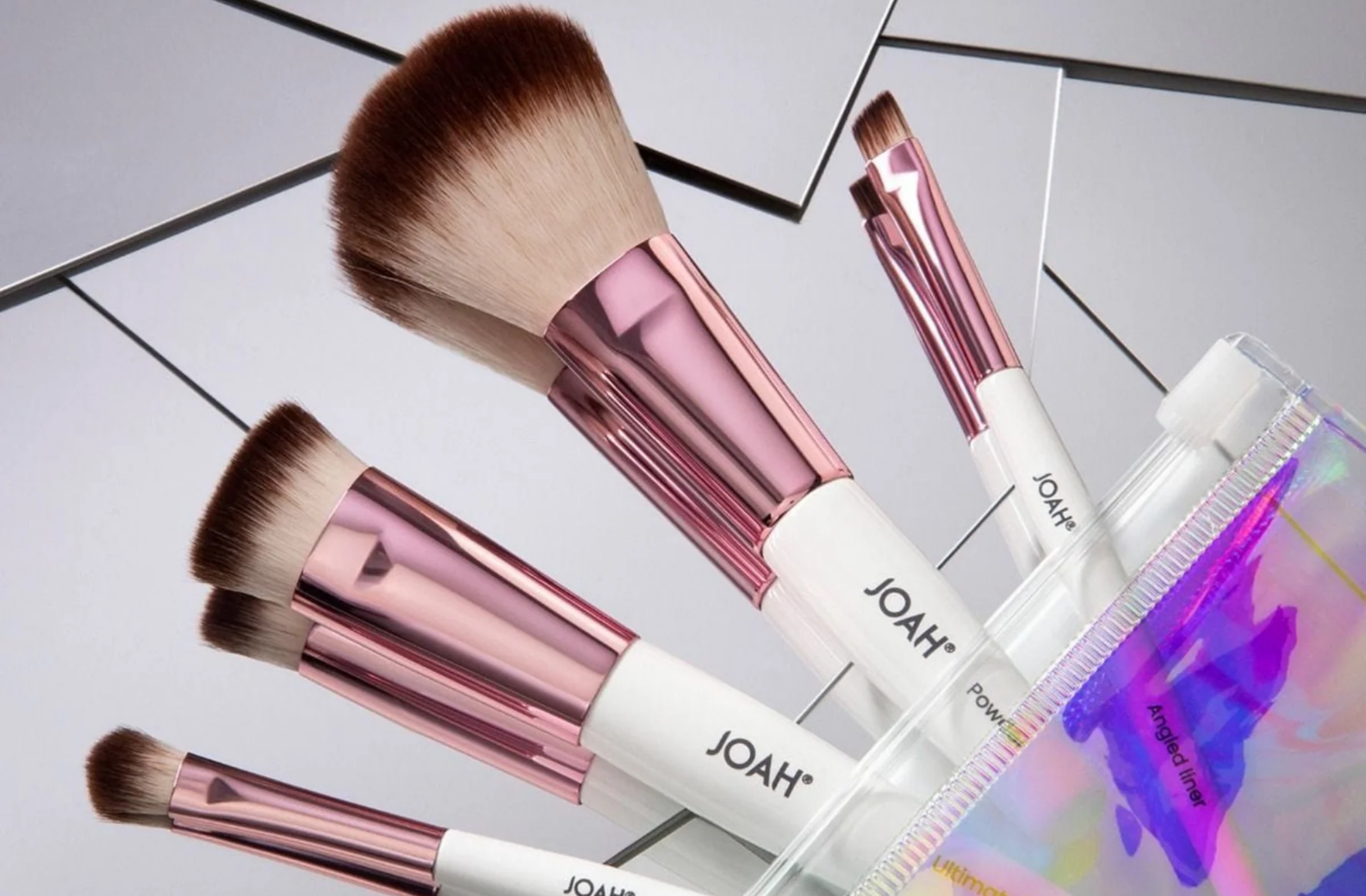JOAH Soft Make-Up Signature Ritual with FREE Travel Brushes
